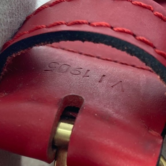 LOUIS VUITTON Epi Sack de Paul Shoulder Bag Epi Leather Red - Picture 6 of 14